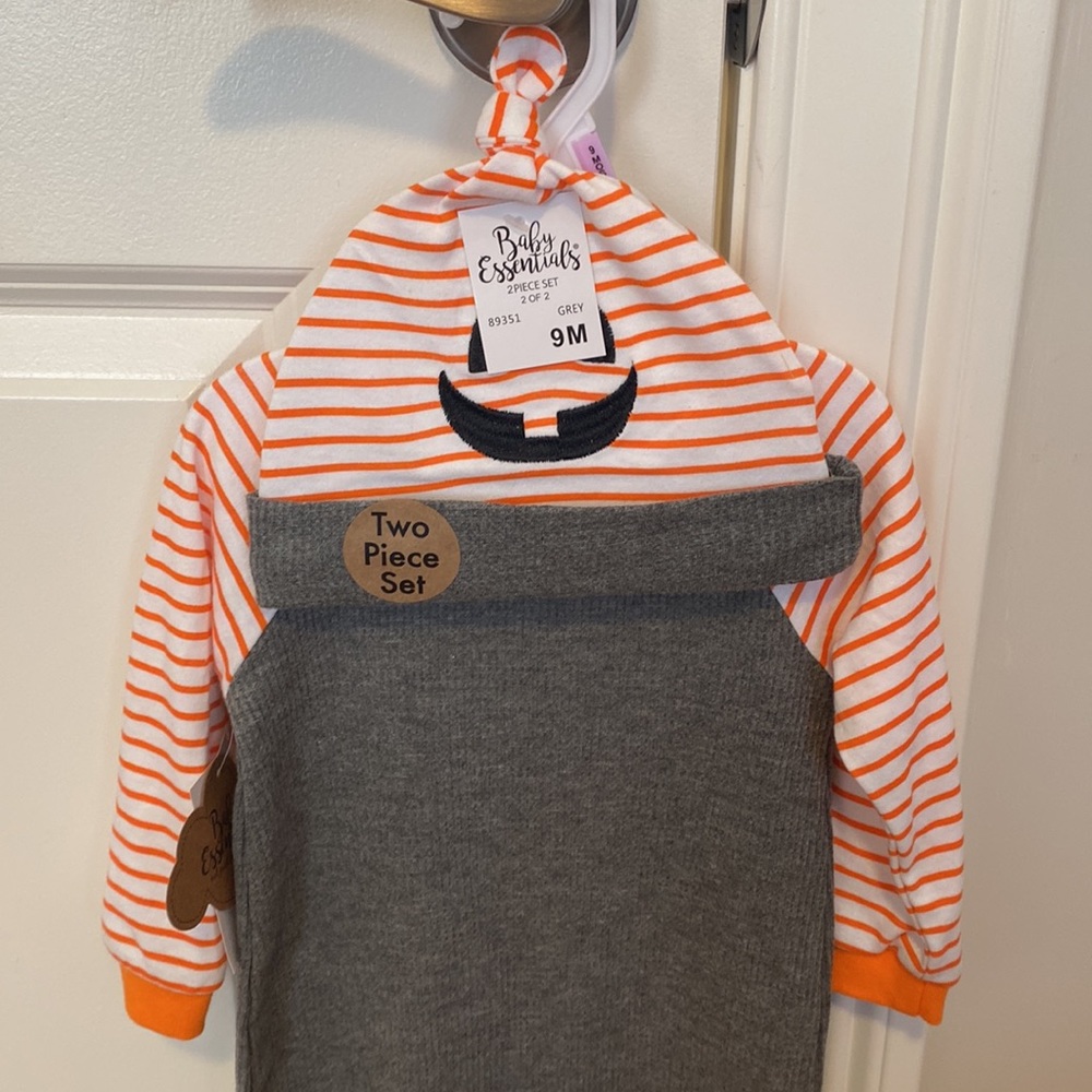 Baby Essentials 2Piece Set - Picture 6 of 10